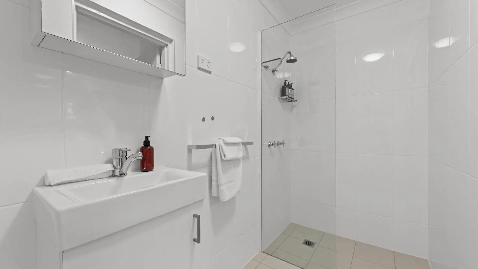 Lejlighed Cozy Studio Near Gabba W Ac, Free Laundry & Q Bed Brisbane Australien