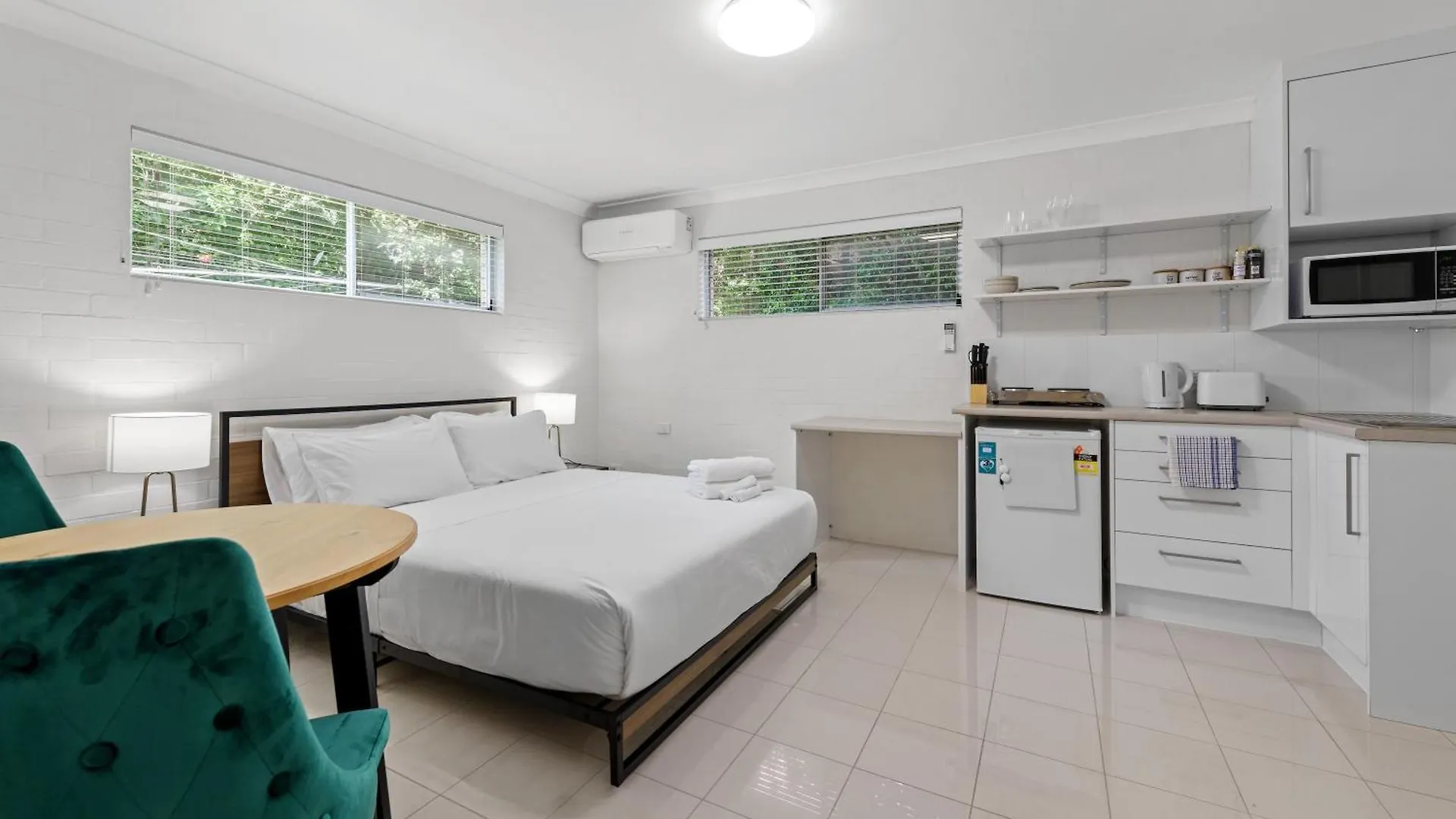 Cozy Studio Near Gabba W Ac, Free Laundry & Q Bed Brisbane Apartament